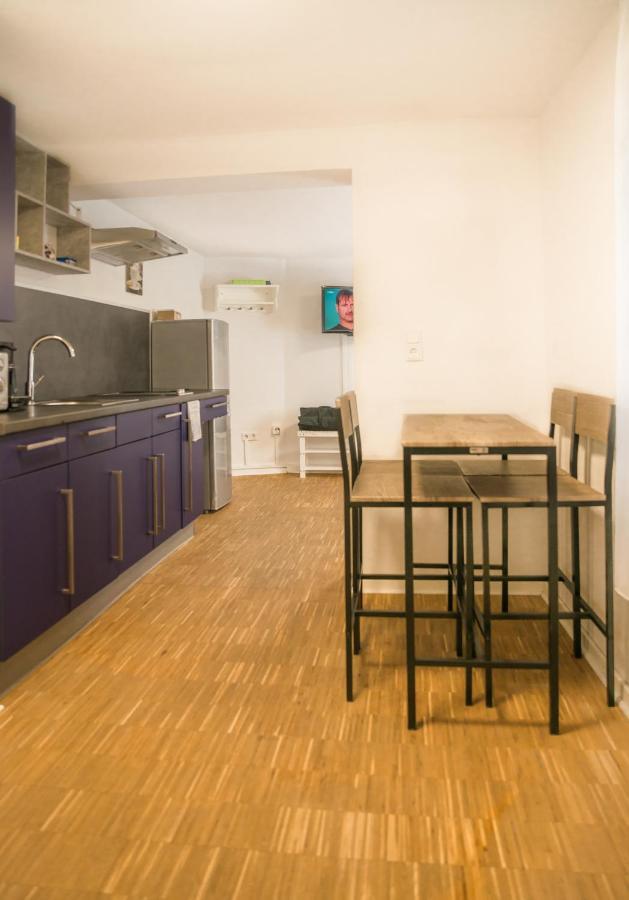 Altstadt Apartment Alisa Düsseldorf Buitenkant foto