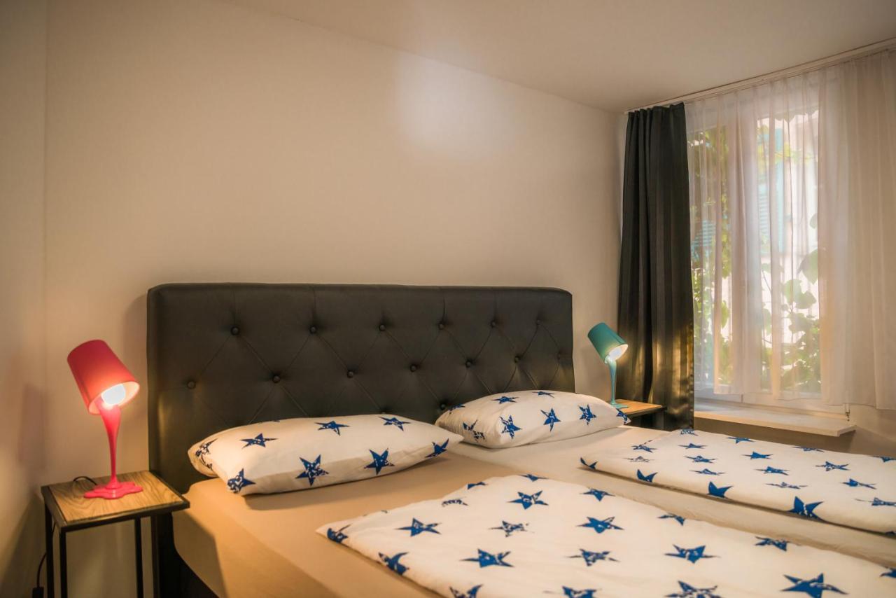 Altstadt Apartment Alisa Düsseldorf Buitenkant foto