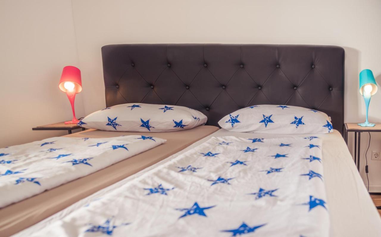 Altstadt Apartment Alisa Düsseldorf Buitenkant foto